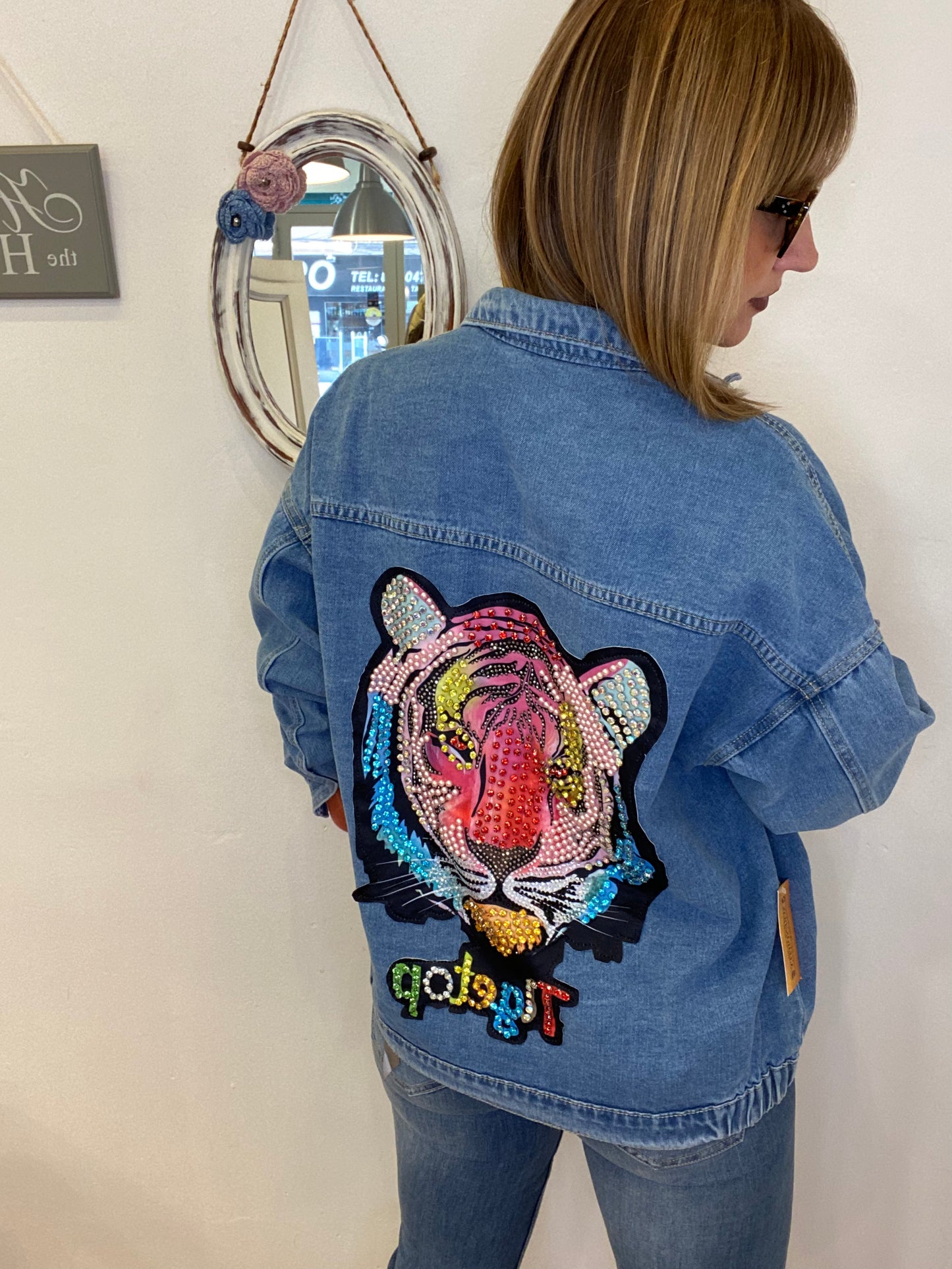 Chaqueta vaquera tigre